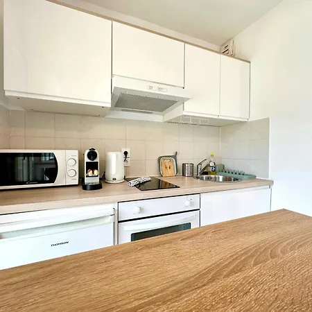 Lejlighed 2bed Seaview Swimming Pool On Footparking Antibes