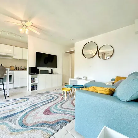 2bed Seaview Swimming Pool On Footparking Appartement Antibes