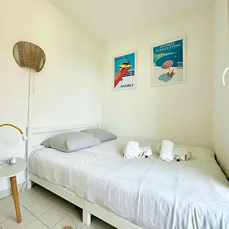 2bed Seaview Swimming Pool On Footparking * Antibes